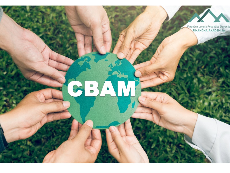 Roke, ki držijo globus z napisom CBAM.